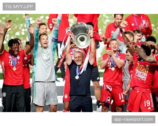 拜仁慕尼黑官方确认与主帅弗里克续约至2028年